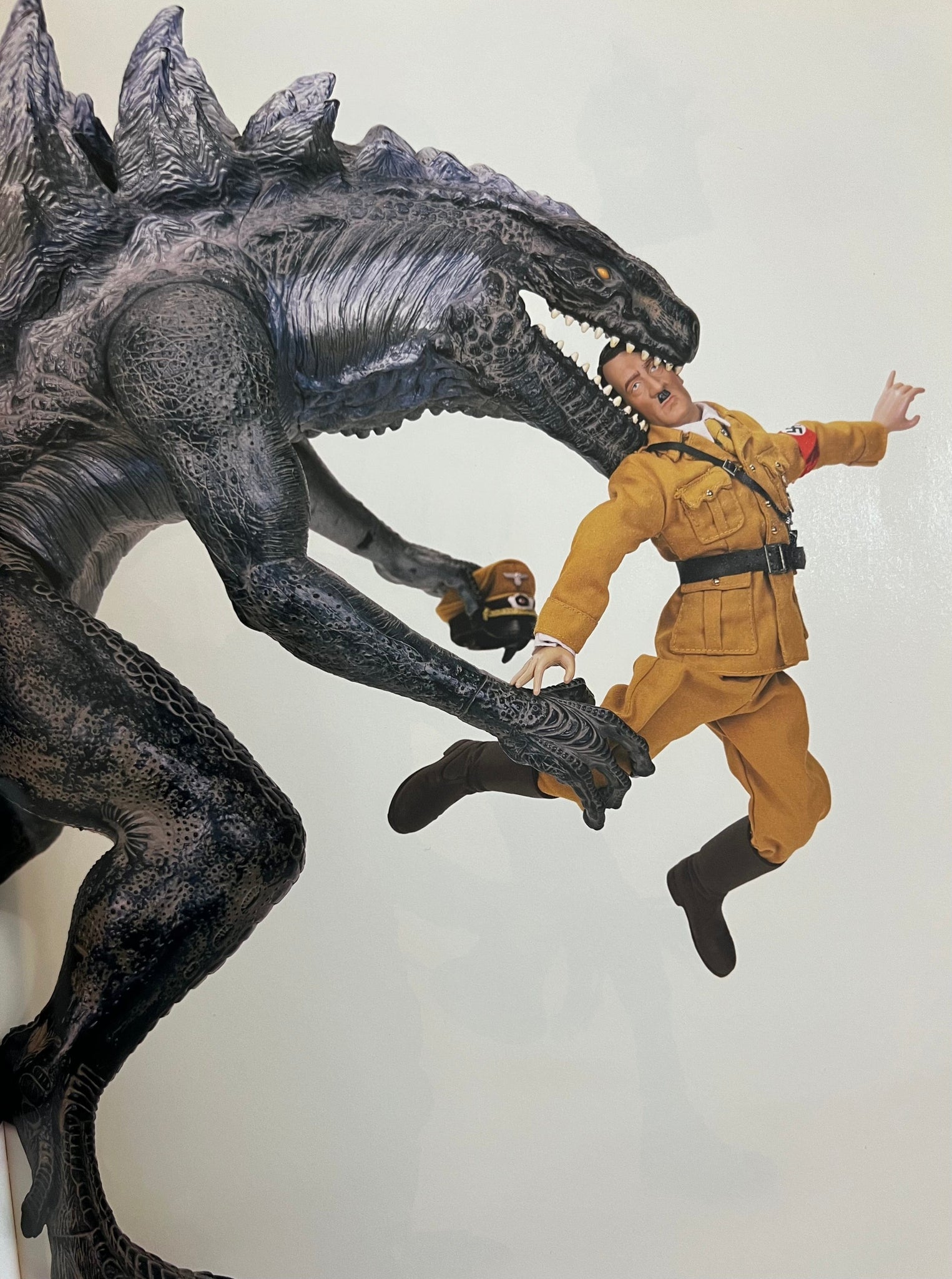 Daniel & Geo Fuchs - Toy Giants, 2007