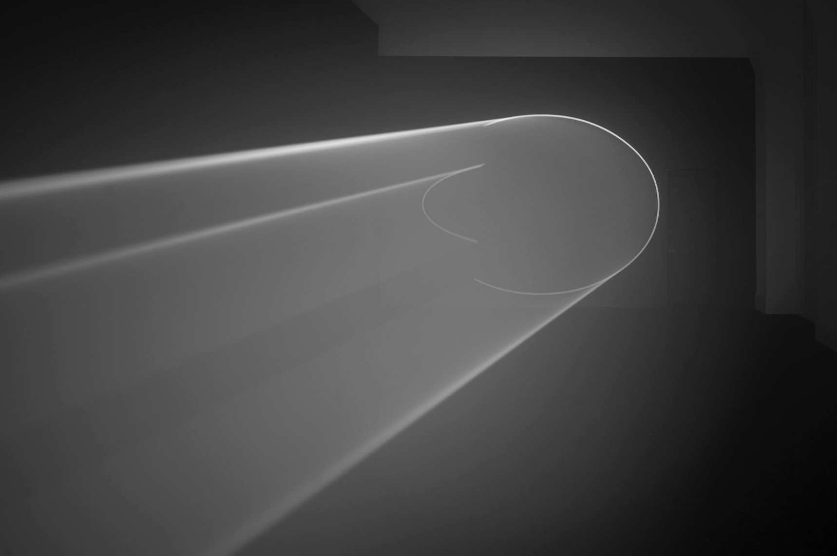 Anthony McCall - Smoke Screen VII, 2017